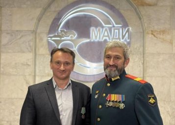 Первое мероприятие центра "СВОЁ ТВОРЧЕСКОЕ НАСЛЕДИЕ" прошло в МАДИ с участием Алексея Слащёва